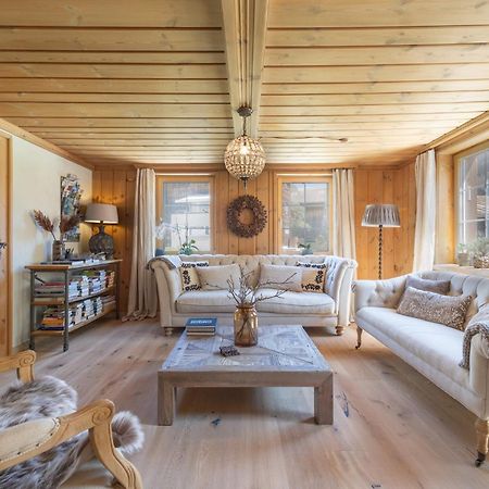 Casa Pasch - Boutique Bed And Breakfast In Cumpadials Sumvitg エクステリア 写真