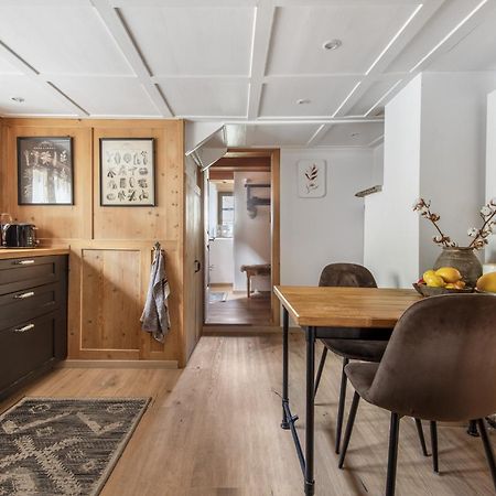 Casa Pasch - Boutique Bed And Breakfast In Cumpadials Sumvitg エクステリア 写真
