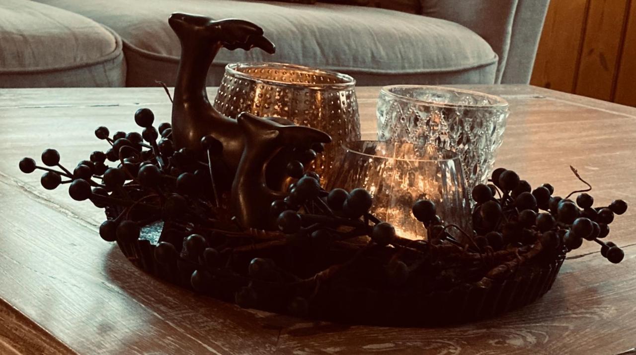 Casa Pasch - Boutique Bed And Breakfast In Cumpadials Sumvitg エクステリア 写真