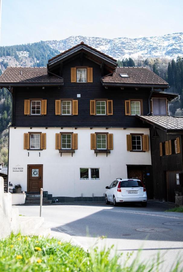Casa Pasch - Boutique Bed And Breakfast In Cumpadials Sumvitg エクステリア 写真